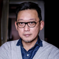 偷窥男